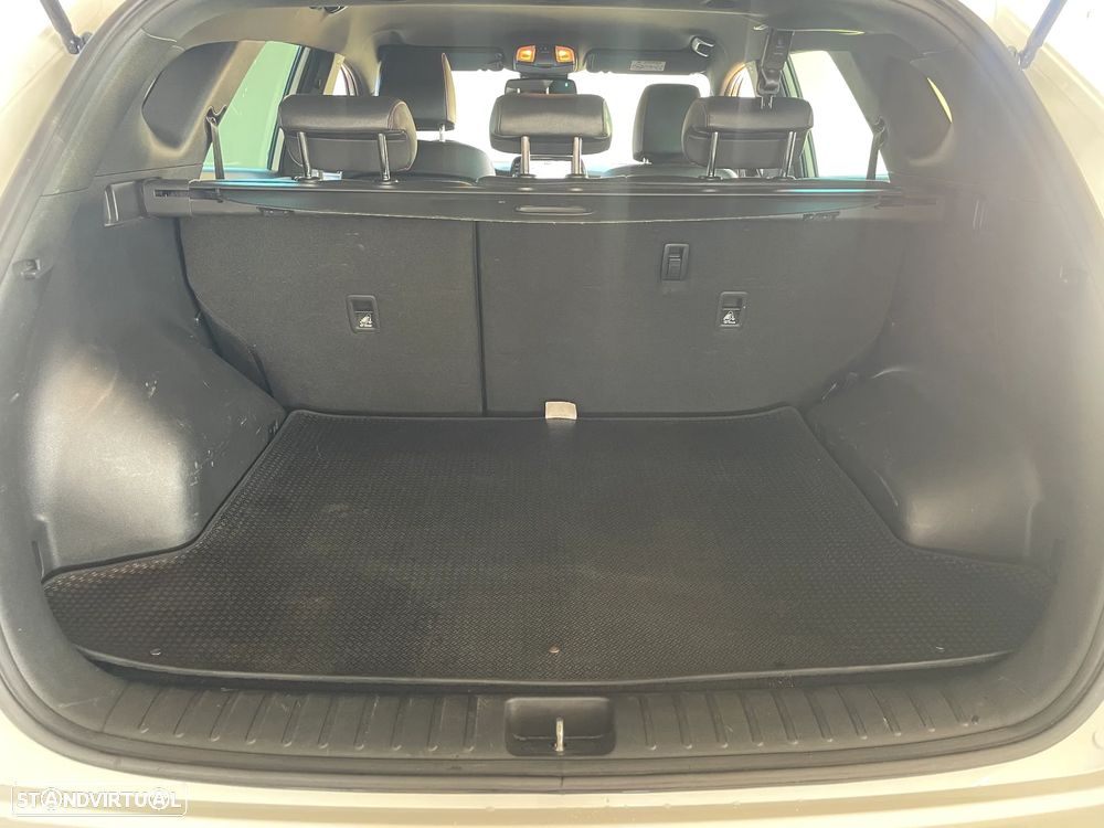 Hyundai Tucson 1.6 CRDi 48V-Hybrid 2WD DCT N Line - 33