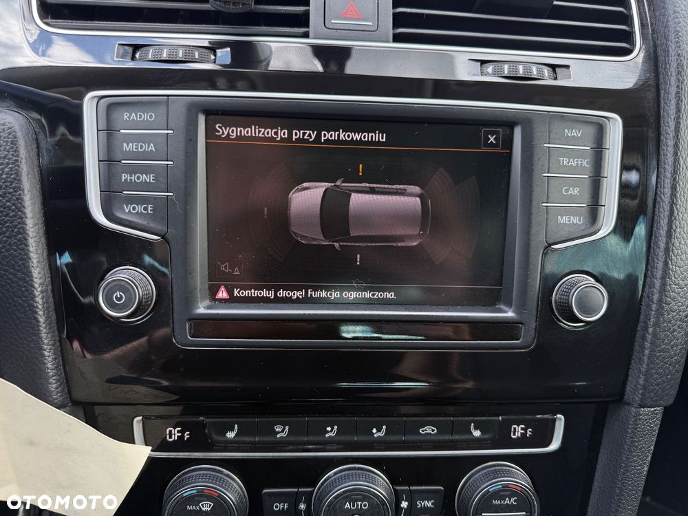 Volkswagen Golf - 13