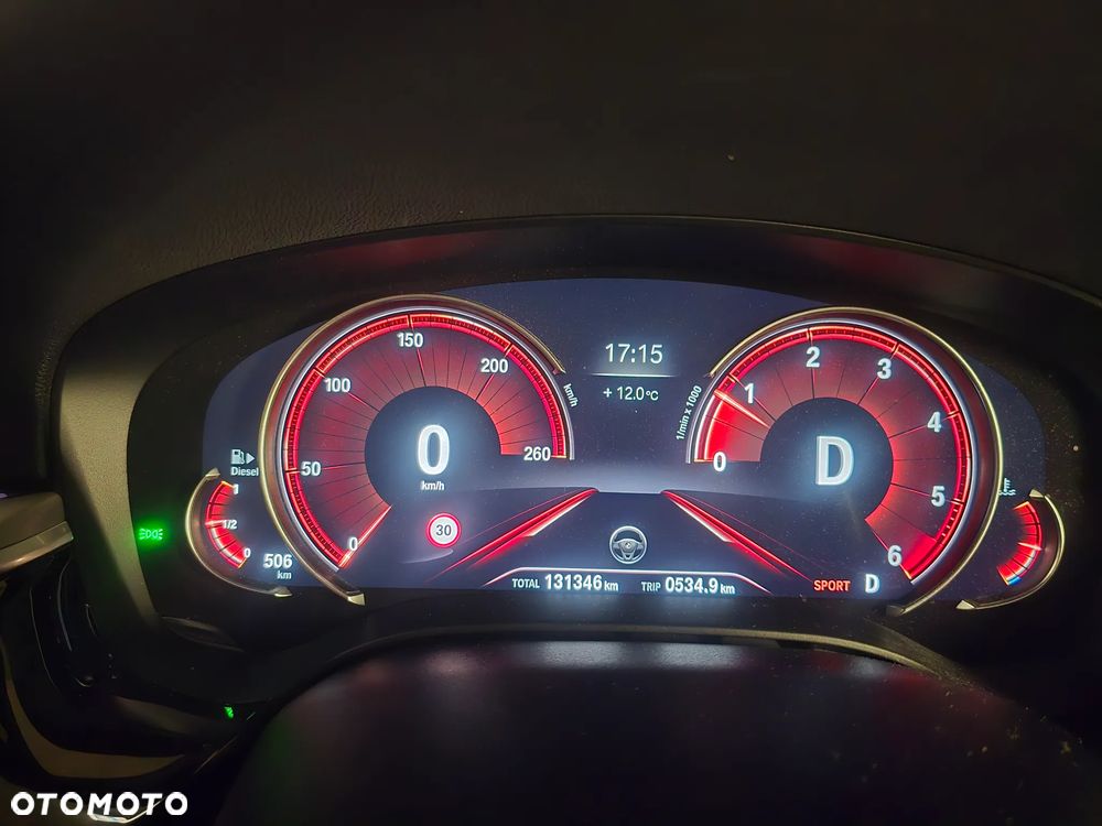 BMW Seria 5 520d xDrive Sport Line - 27