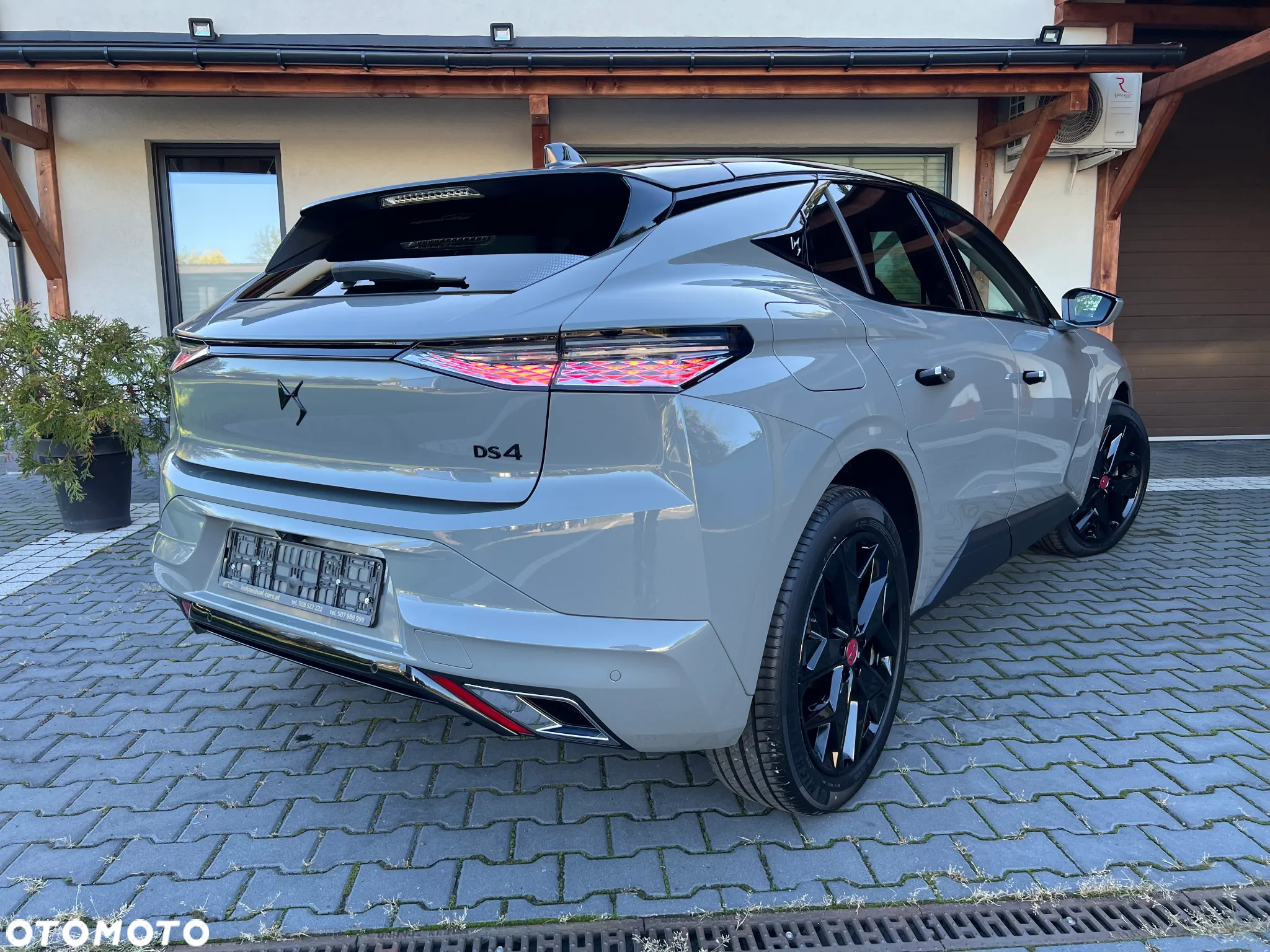 DS Automobiles DS 4 Crossback - 9