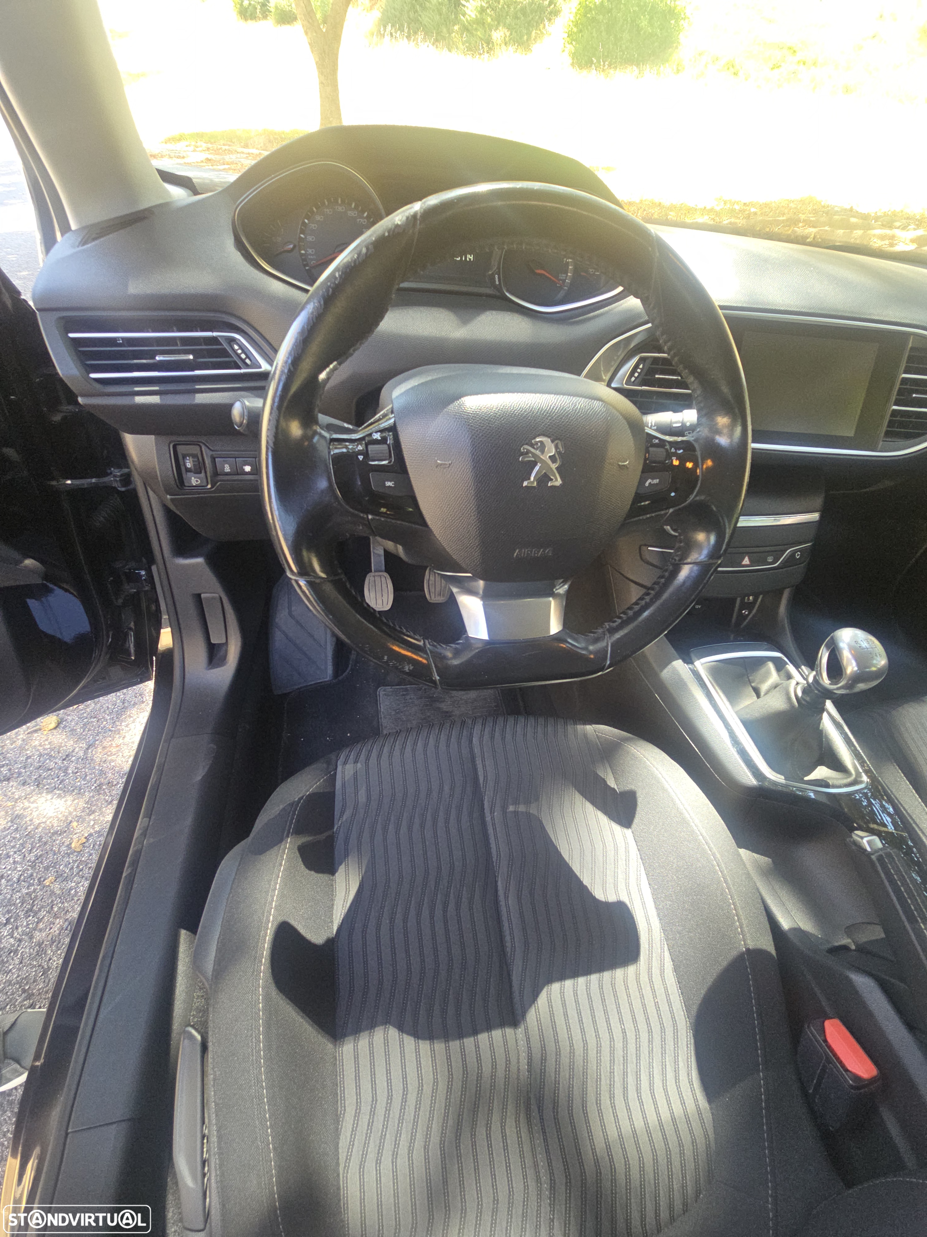 Peugeot 308 1.6 BlueHDi Allure - 24