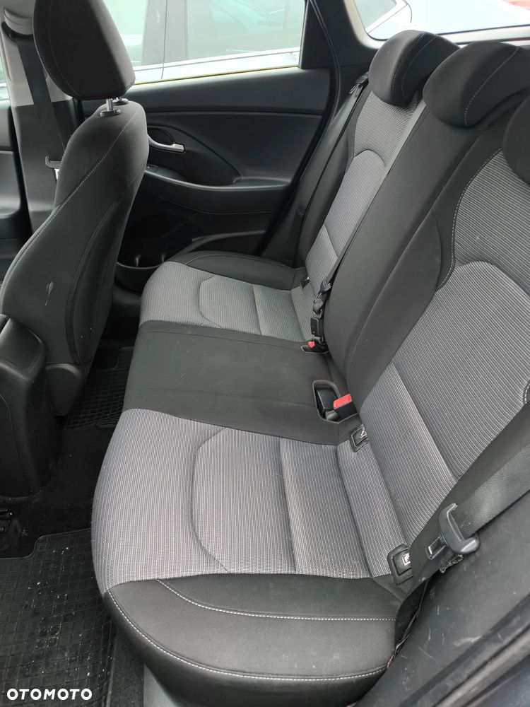 Hyundai i30 1.4 T-GDI Classic + DCT - 9