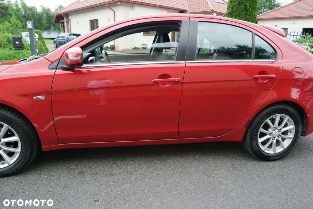 Mitsubishi Lancer - 11