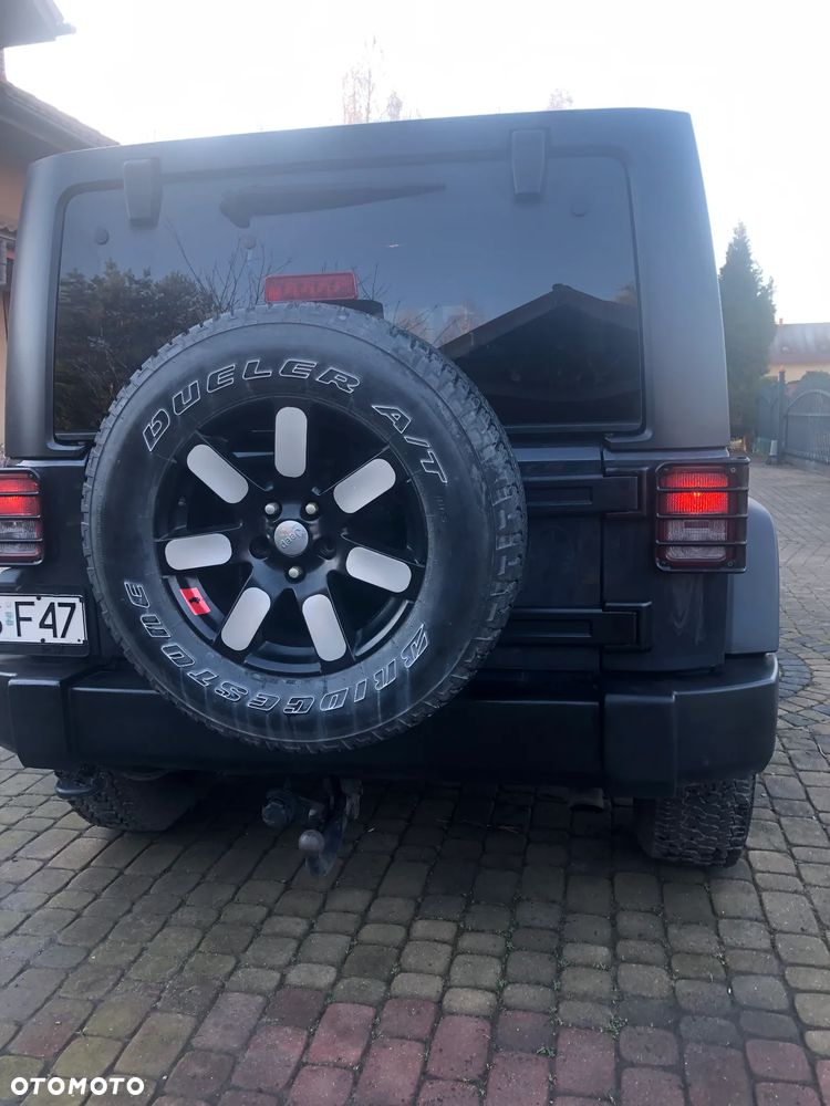 Jeep Wrangler - 16
