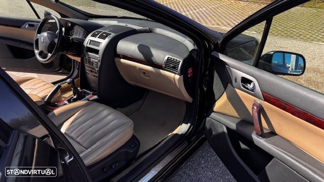 Peugeot 407 SW - 9