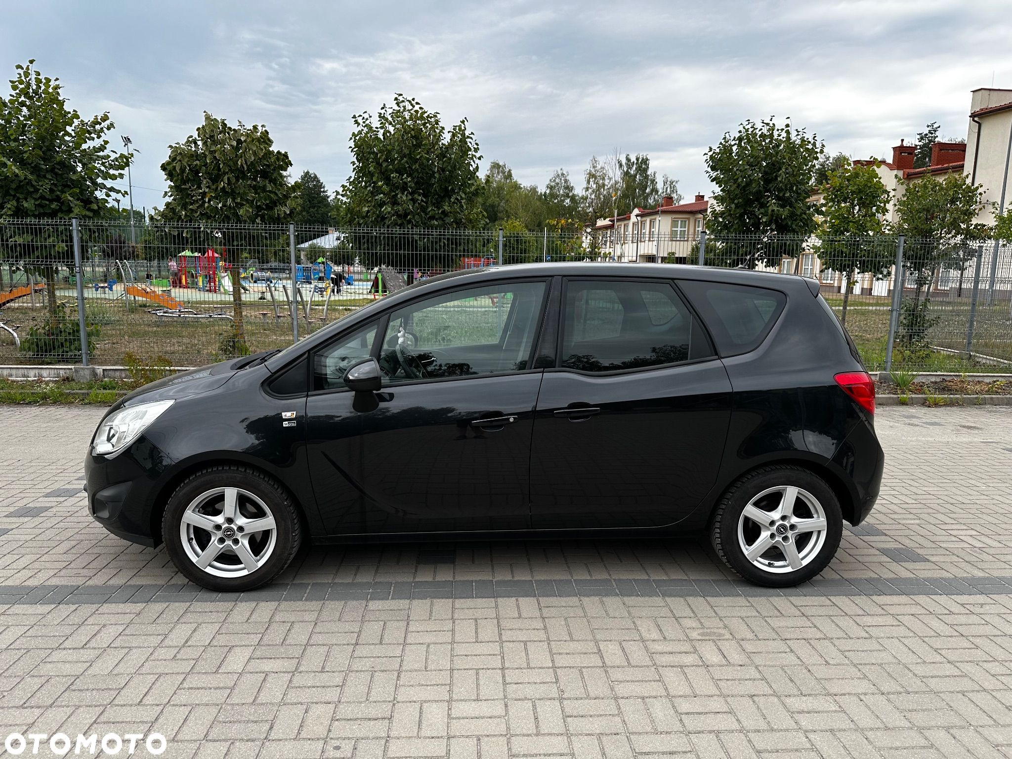 Opel Meriva 1.4 150 Jahre - 8