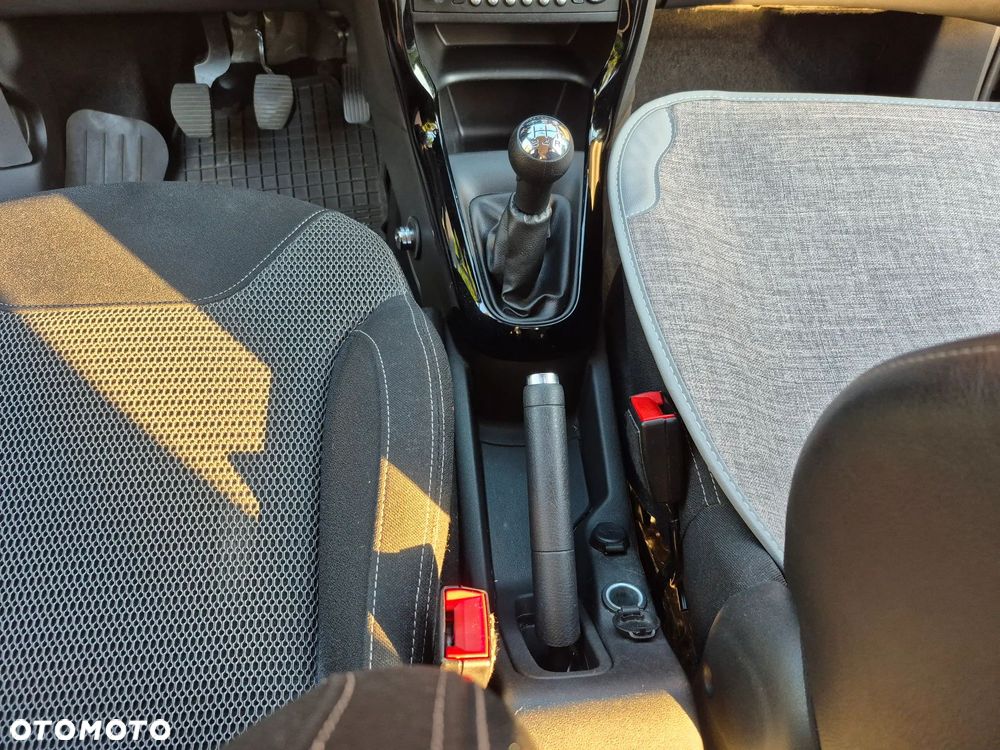 Citroën C3 1.2 PureTech Exclusive ETG - 11
