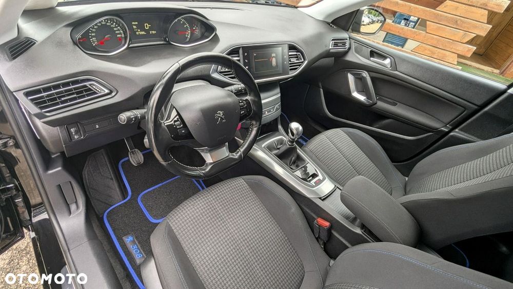 Peugeot 308 PureTech 110 Stop & Start Style - 16