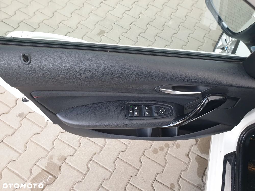 BMW Seria 1 118d Edition M Sport Shadow - 11
