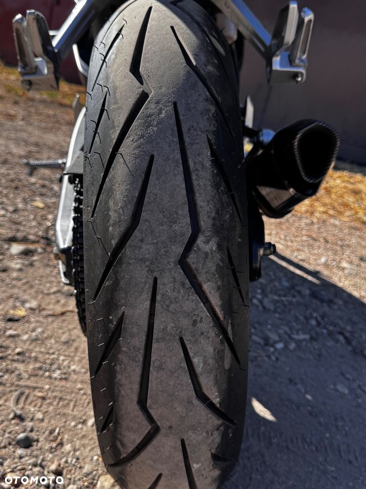 Yamaha YZF - 8