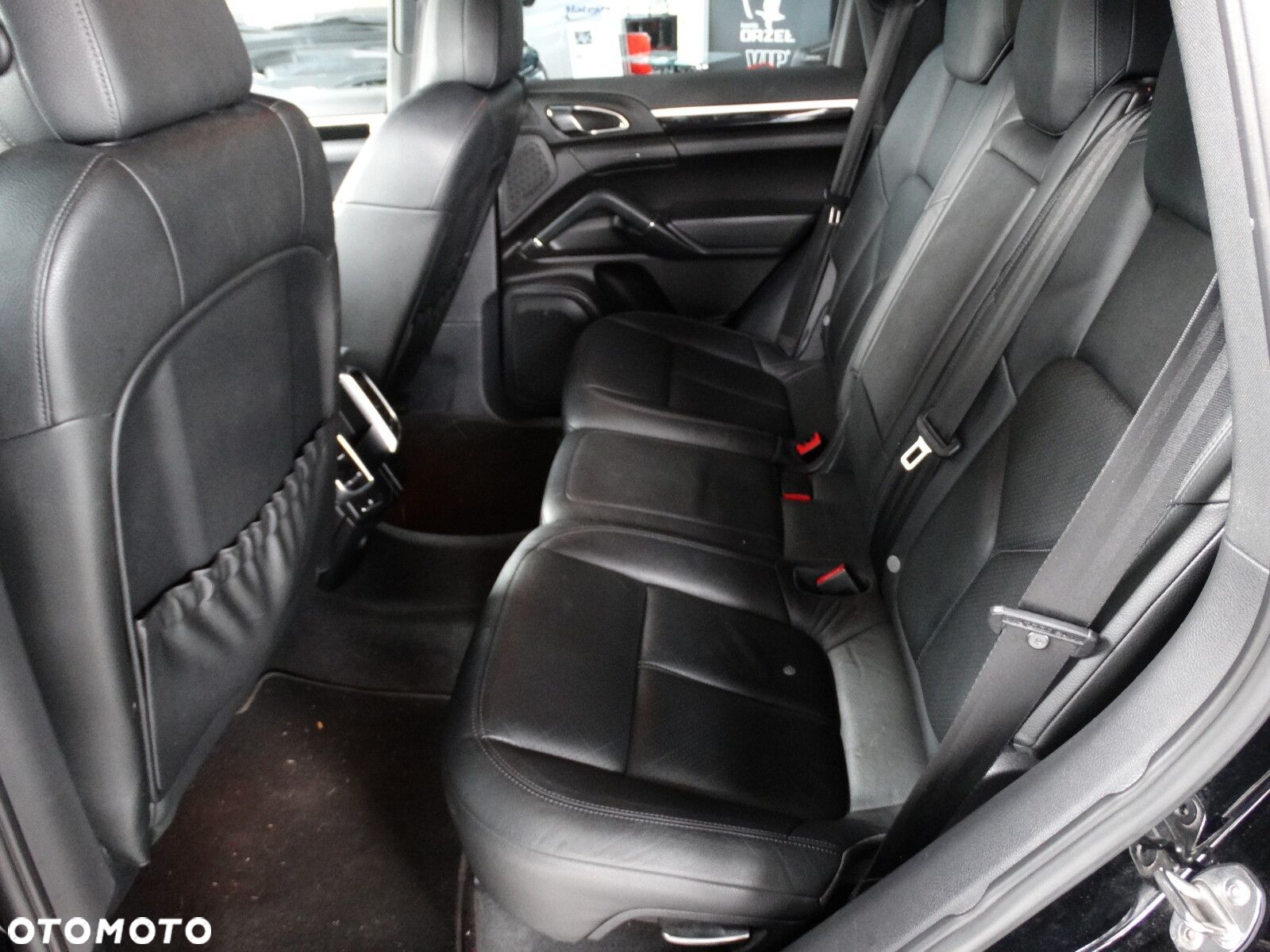 Porsche Cayenne - 34