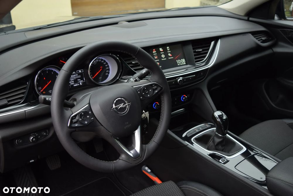 Opel Insignia 1.5 T Enjoy S&S - 10
