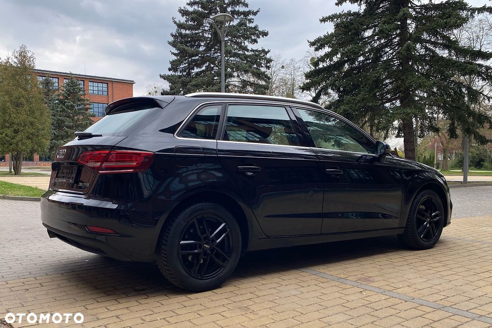 Audi A3 Sportback 1.5 TFSI cylinder on demand design - 18