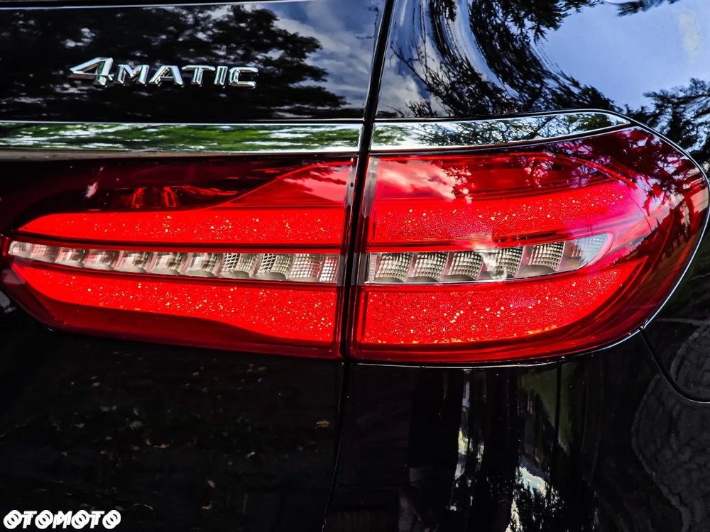 Mercedes-Benz Klasa E 220 d 9G-TRONIC - 11