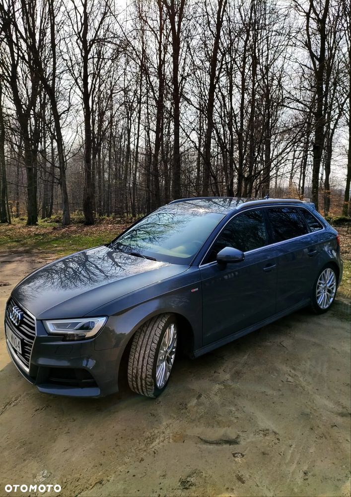 Audi A3 Sportback 2.0 TDI (clean diesel) quattro S tronic Ambiente - 2