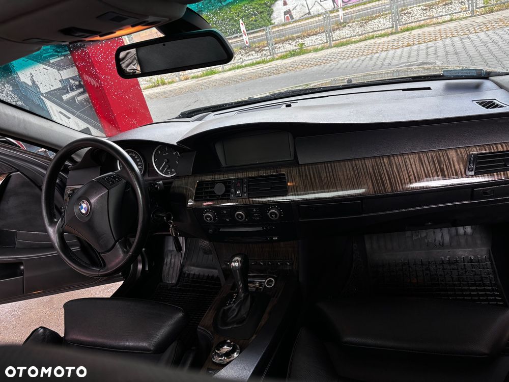 BMW Seria 5 535d - 30