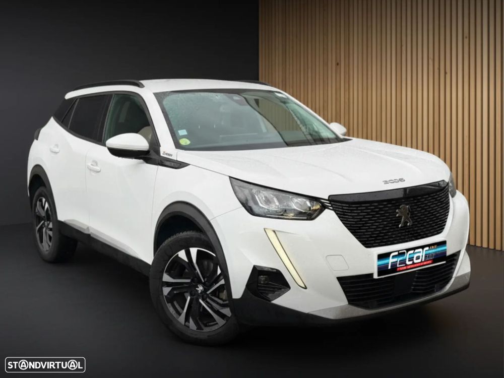 Peugeot 2008 1.2 PureTech Allure Pack - 2