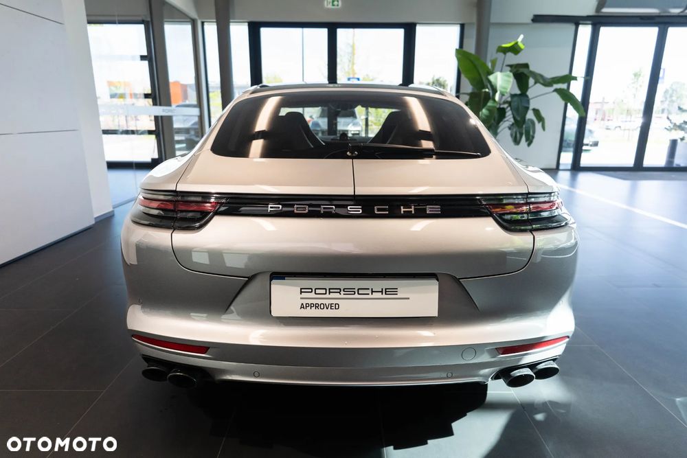 Porsche Panamera Turbo - 7
