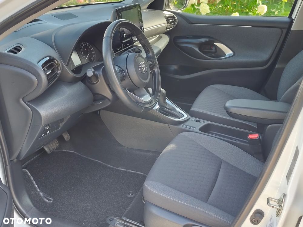 Toyota Yaris Hybrid 1.5 Premiere Edition - 21