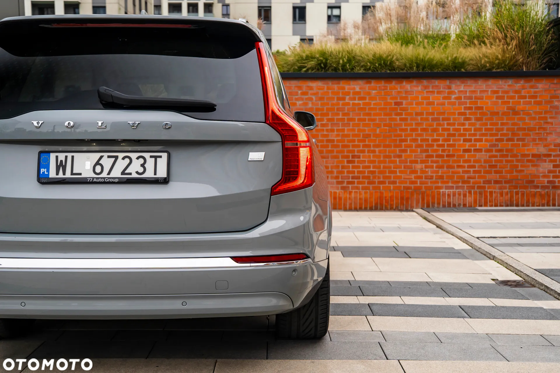 Volvo XC 90 T8 AWD Plug-In Hybrid Plus Bright 7os - 17