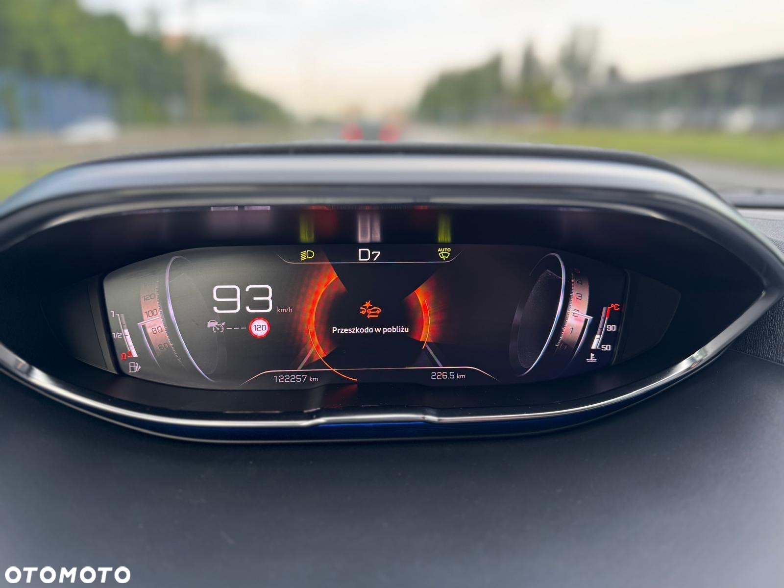 Peugeot 5008 - 30