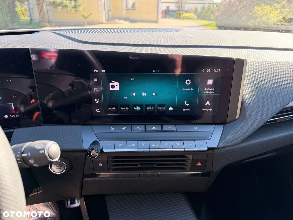 Opel Astra 1.6 T Plug-in Hybrid GS - 28