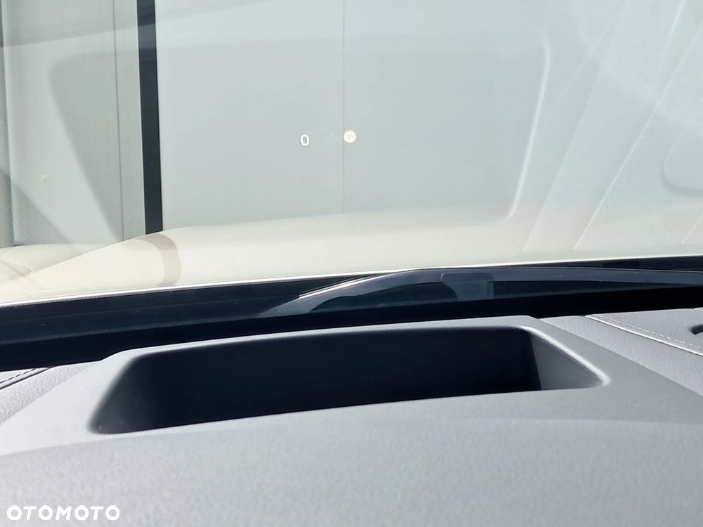 Volvo V90 Cross Country D5 AWD Pro - 31