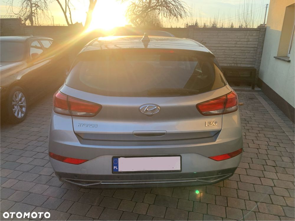Hyundai i30 1.0 T-GDI Modern DCT - 2