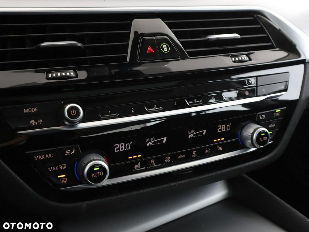BMW Seria 5 - 29