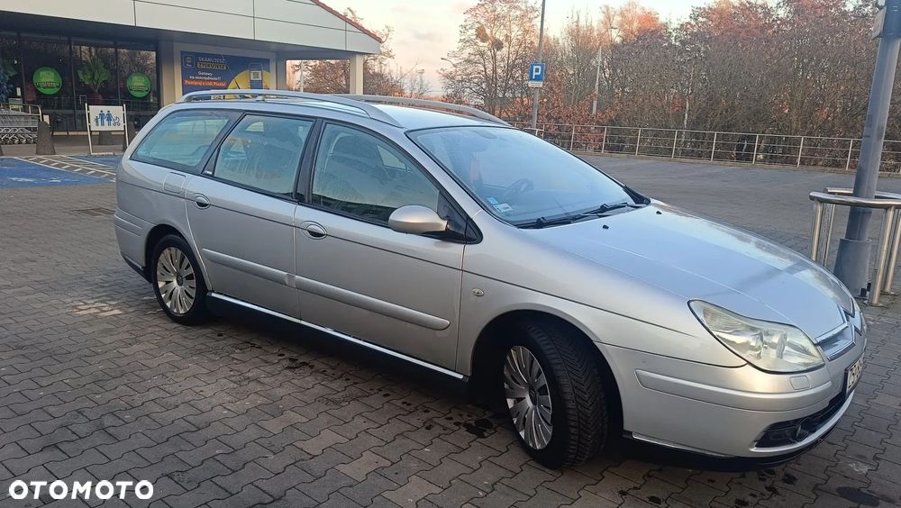 Citroën C5 HDi 135 Exclusive - 4