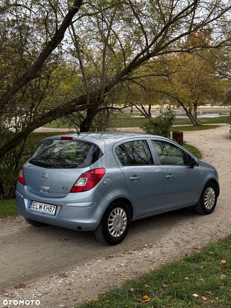 Opel Corsa 2009 photo 5
