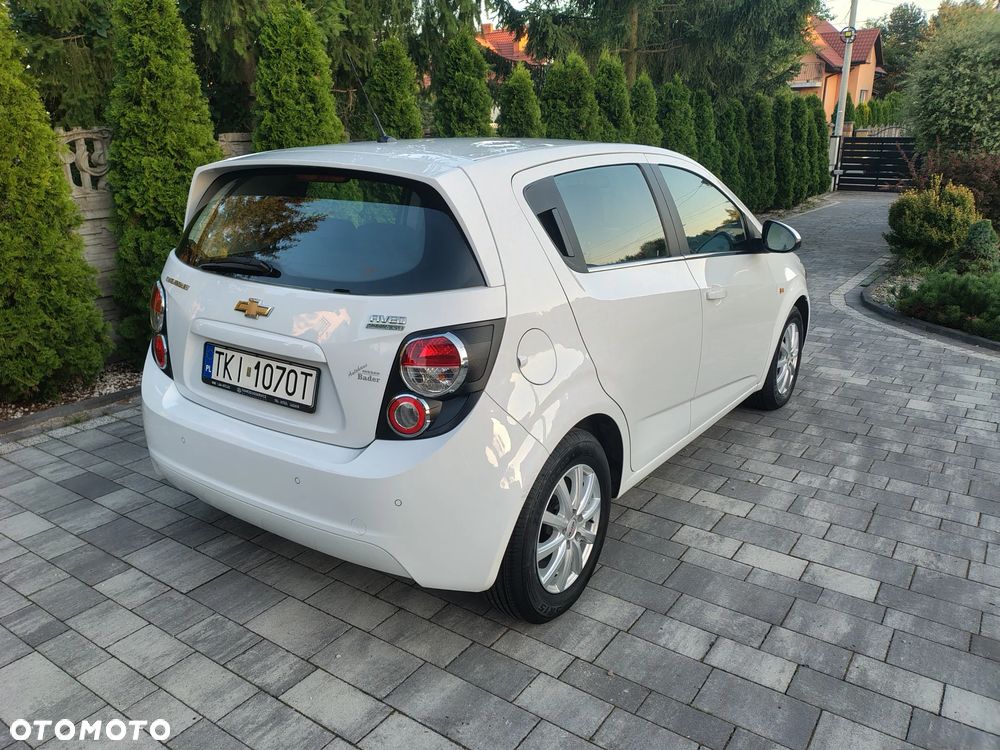 Chevrolet Aveo - 6