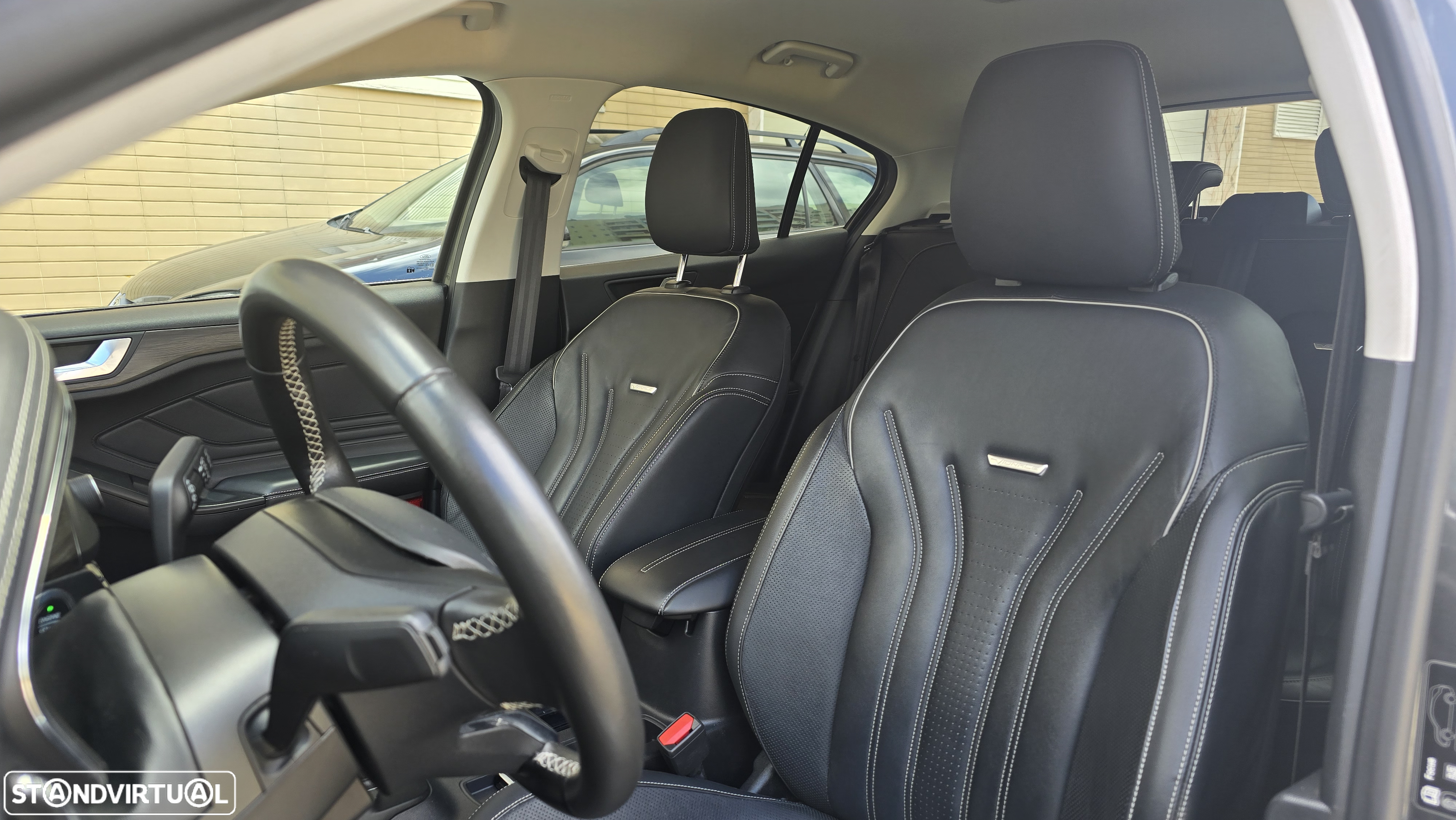 Ford Focus 1.5 EcoBoost Vignale - 18