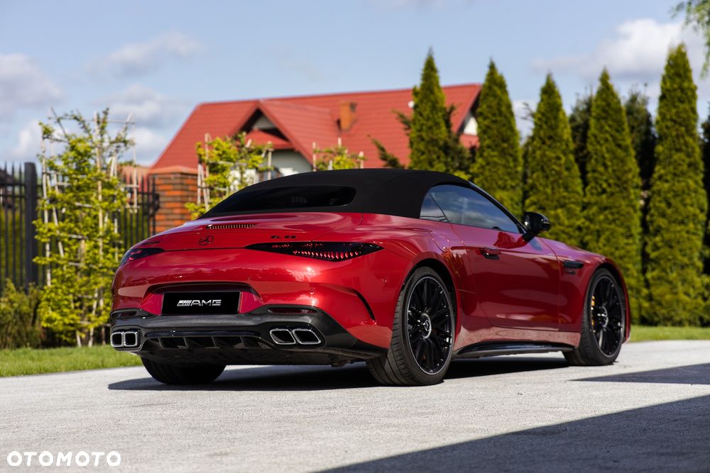 Mercedes-Benz SL AMG 63 4-Matic+ - 14