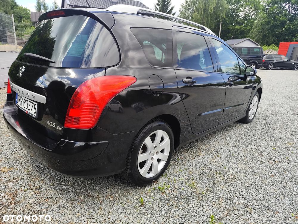 Peugeot 308 - 4