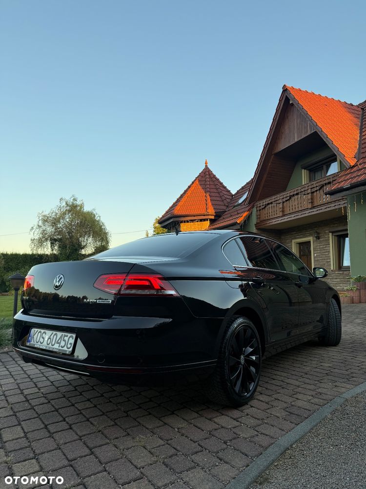 Volkswagen Passat 2.0 TDI SCR Comfortline DSG - 24