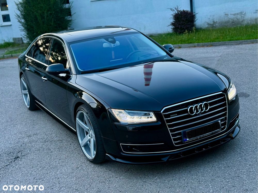Audi A8 - 1