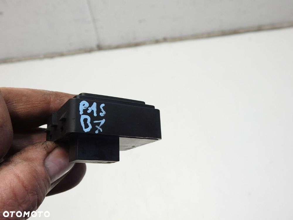 PANEL PRZYCISK BLUETOOTH VW PASSAT B7 3AA035624 - 2