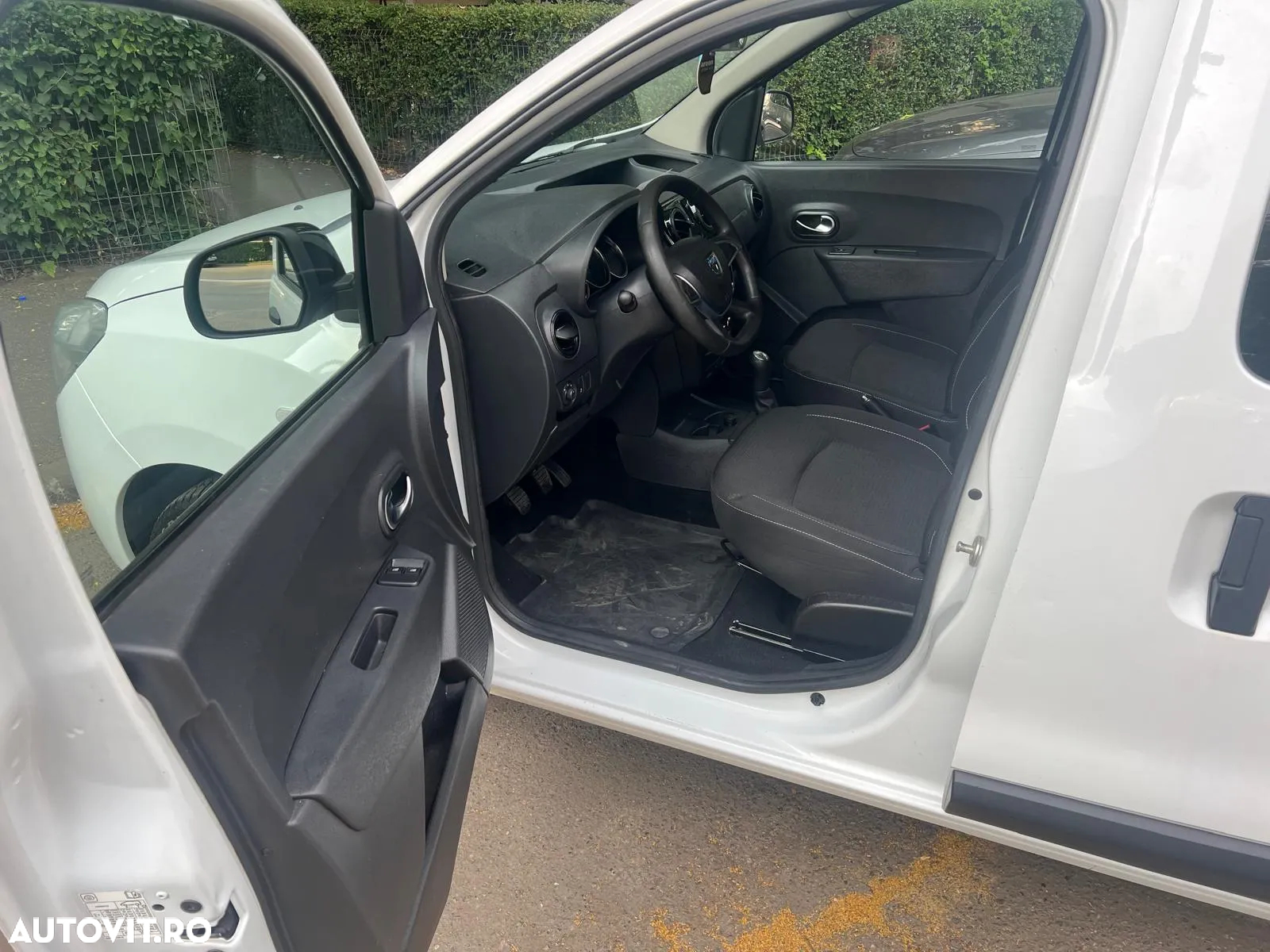Dacia Dokker 1.6 SCe Laureate - 4