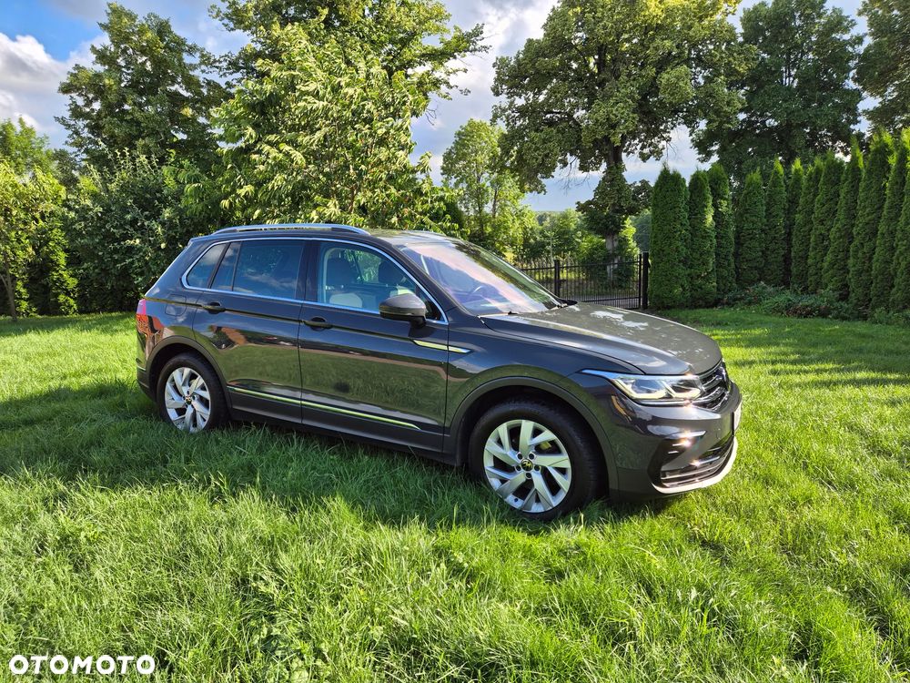 Volkswagen Tiguan 2.0 TDI SCR Elegance DSG - 2