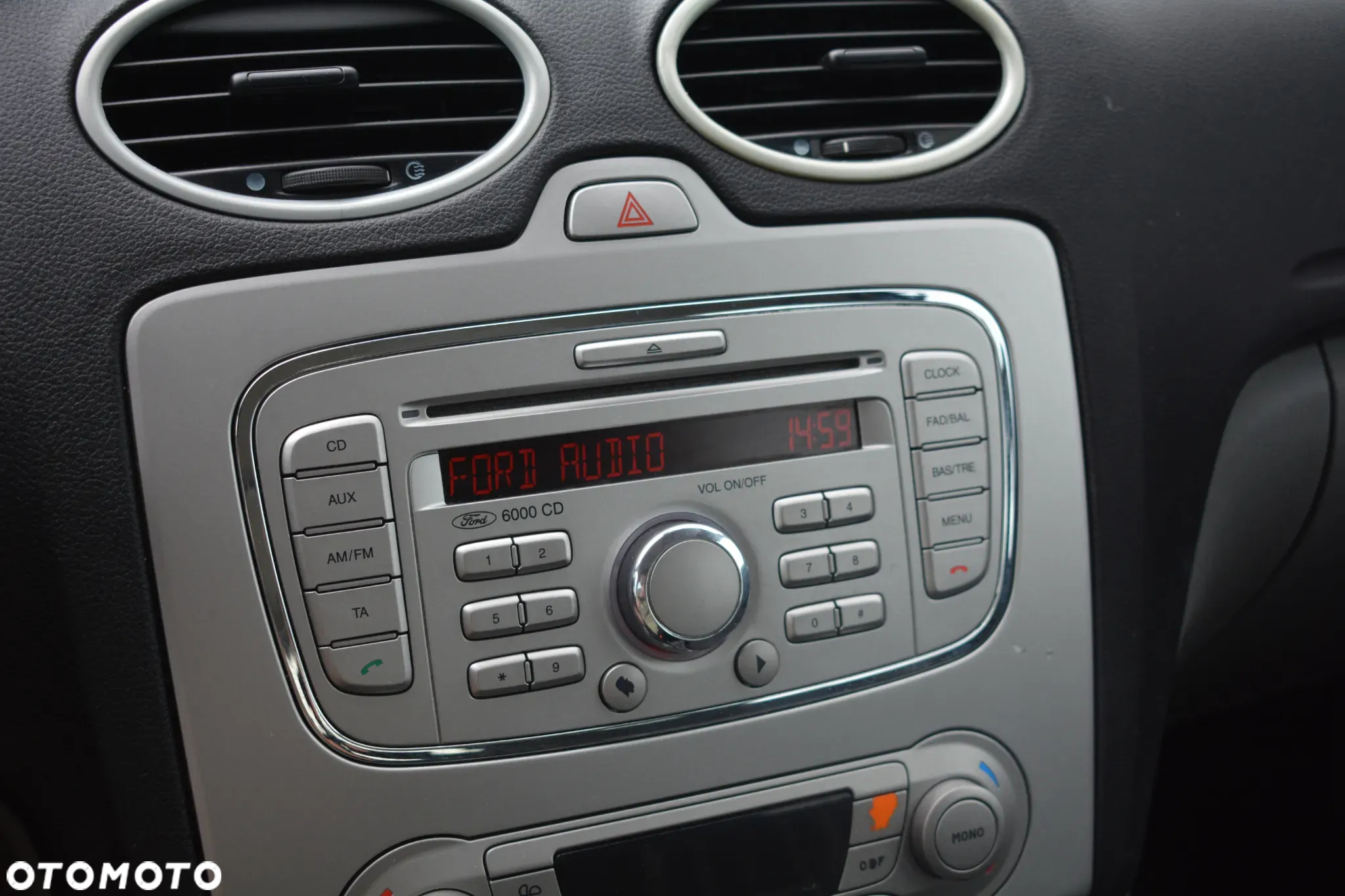 Ford Focus - 19