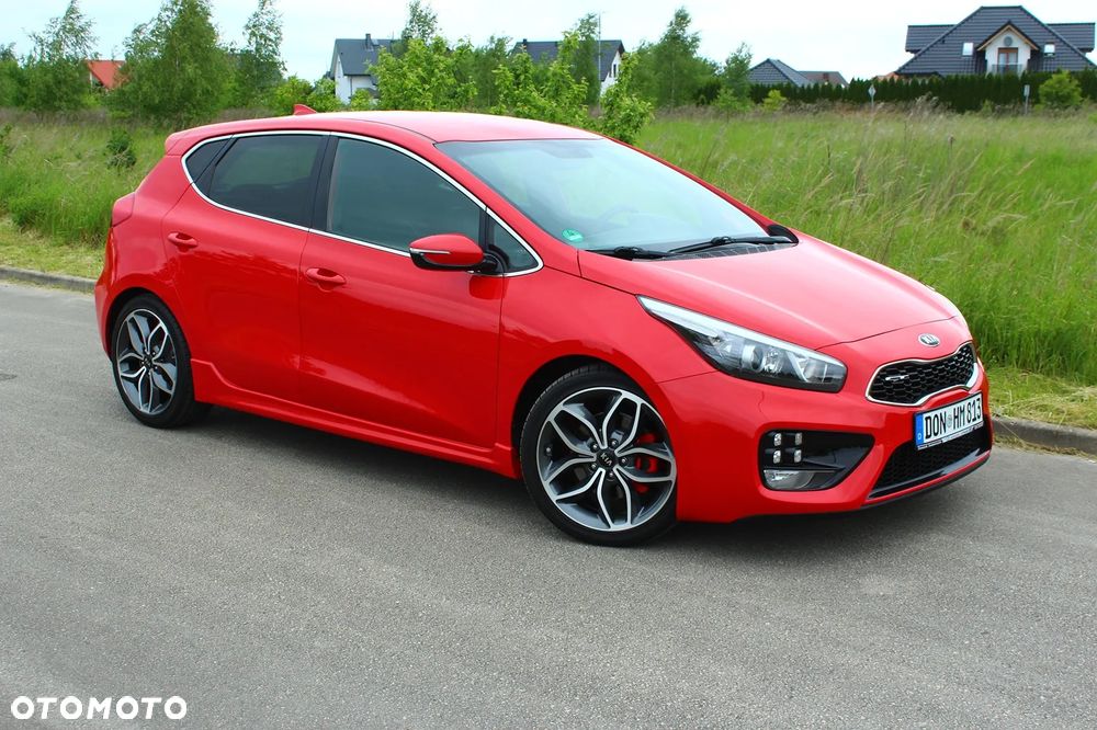 Kia Ceed 1.6 T-GDI OPF GT - 10