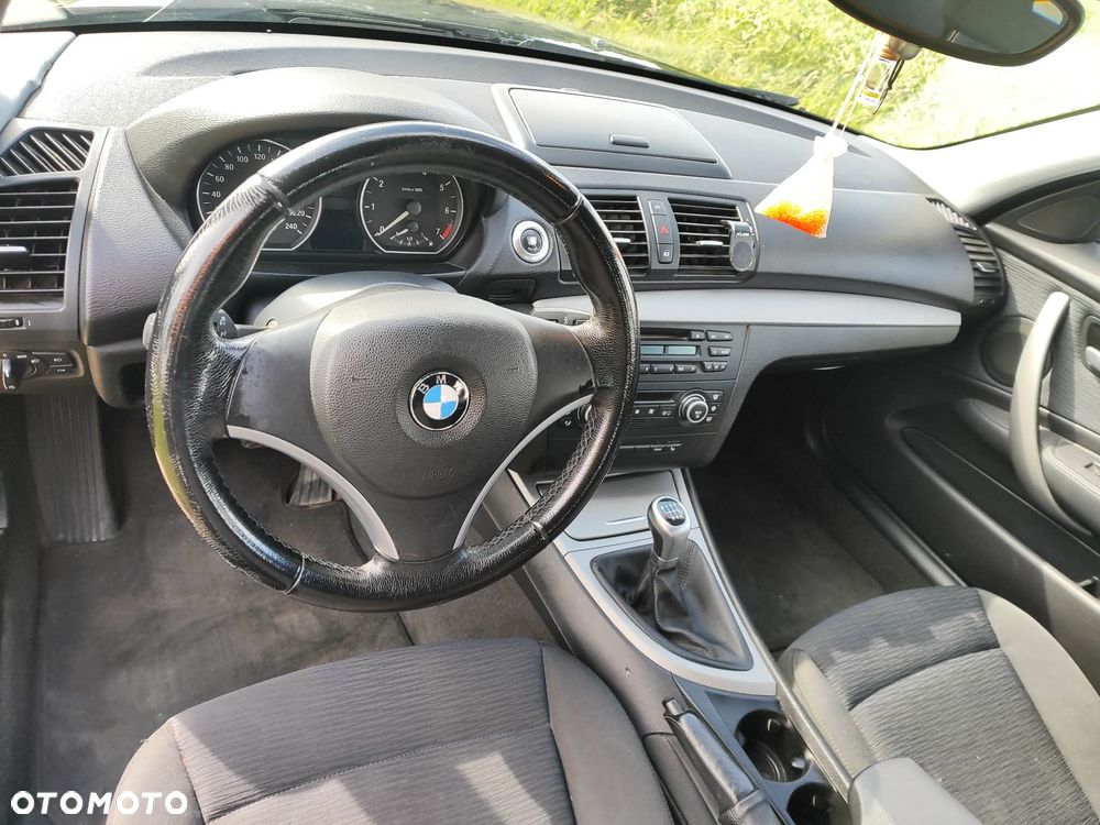 BMW Seria 1 116i - 5