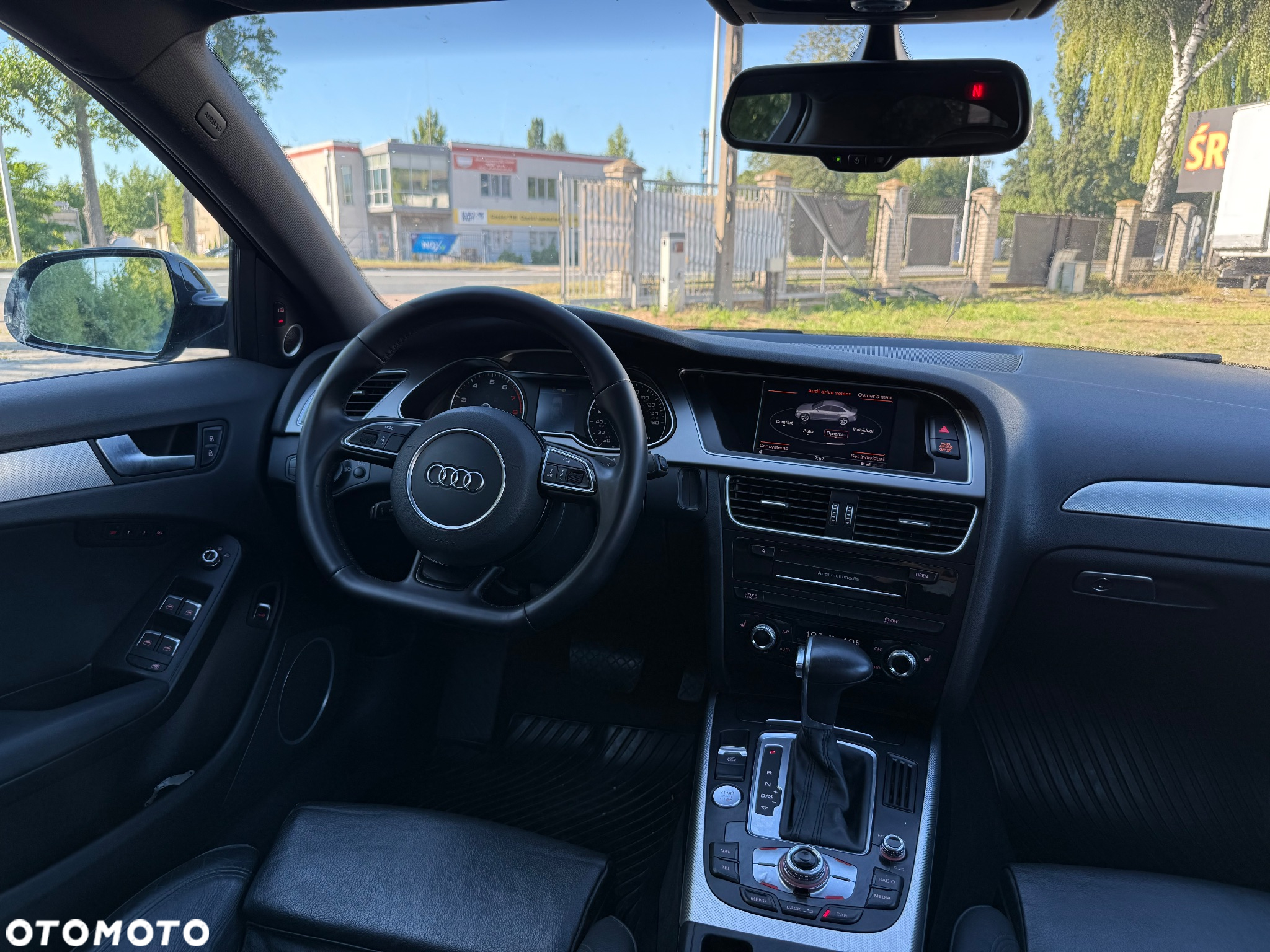 Audi A4 Avant 45 TFSI quattro S tronic S line - 16
