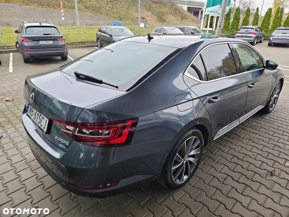 Skoda Superb 2.0 TDI SCR 4x4 L&K DSG - 23