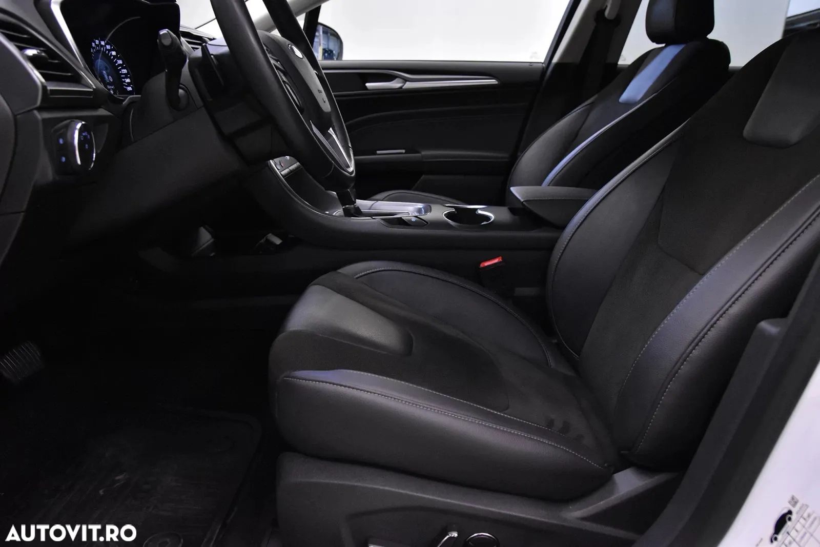 Ford Mondeo 2.0 TDCi PowerShift-Aut Allrad Business Edition - 7