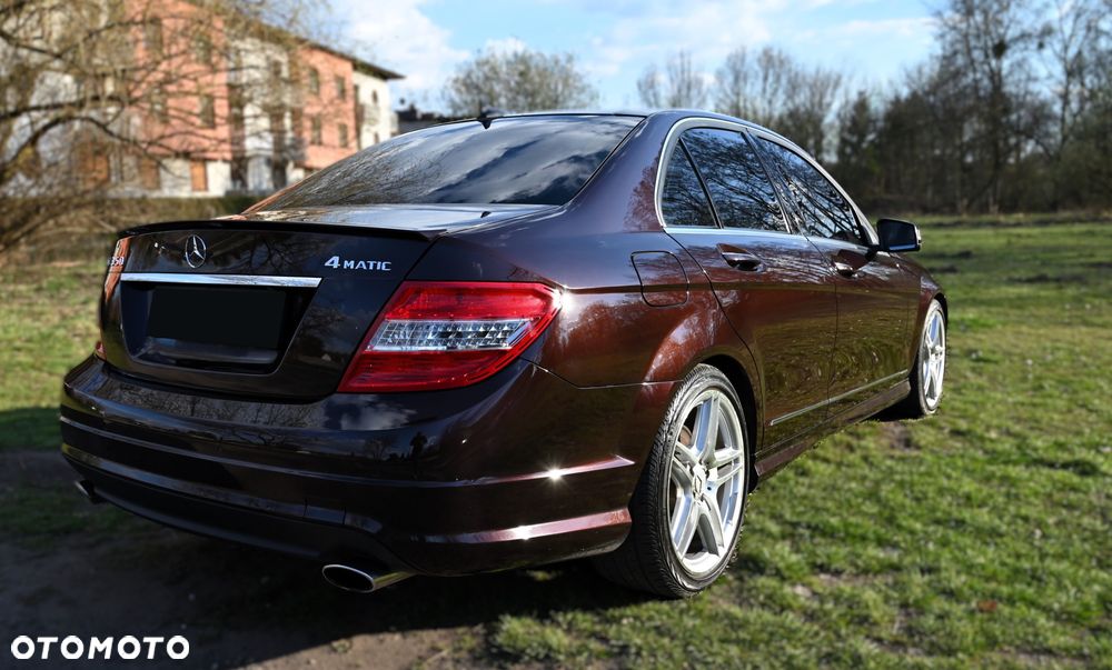 Mercedes-Benz Klasa C 350 BlueEff 4-Matic Avantgarde - 14