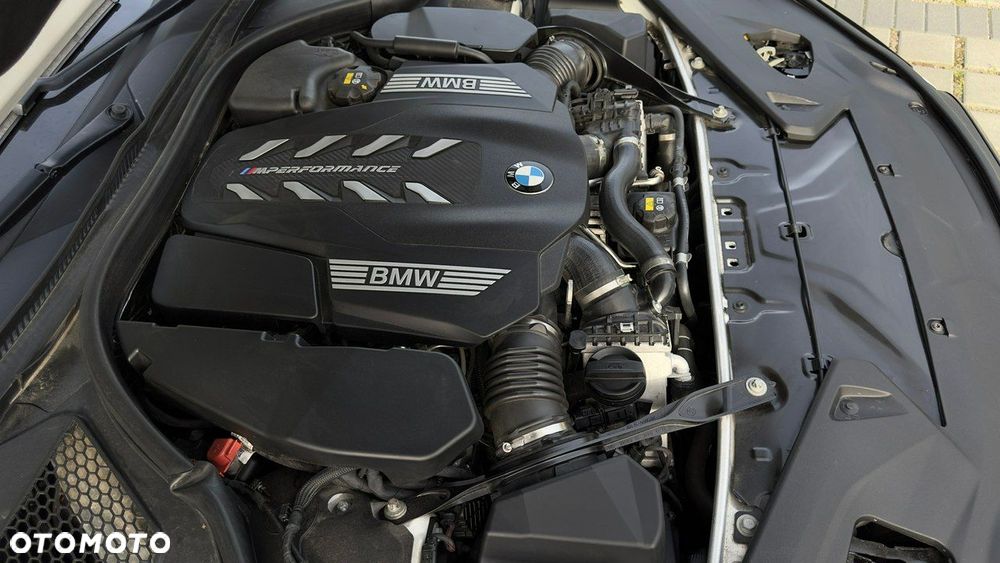 BMW Seria 8 - 39