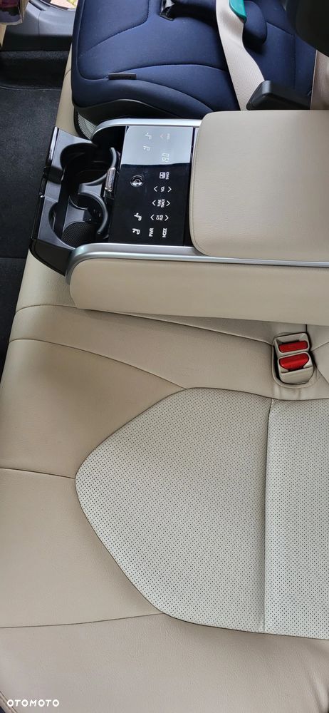 Toyota Camry 2.5 Hybrid Executive CVT - 25