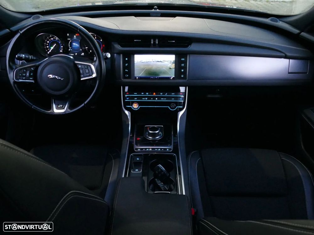 Jaguar XF Sportbrake 2.0 D R-Sport Aut. - 40
